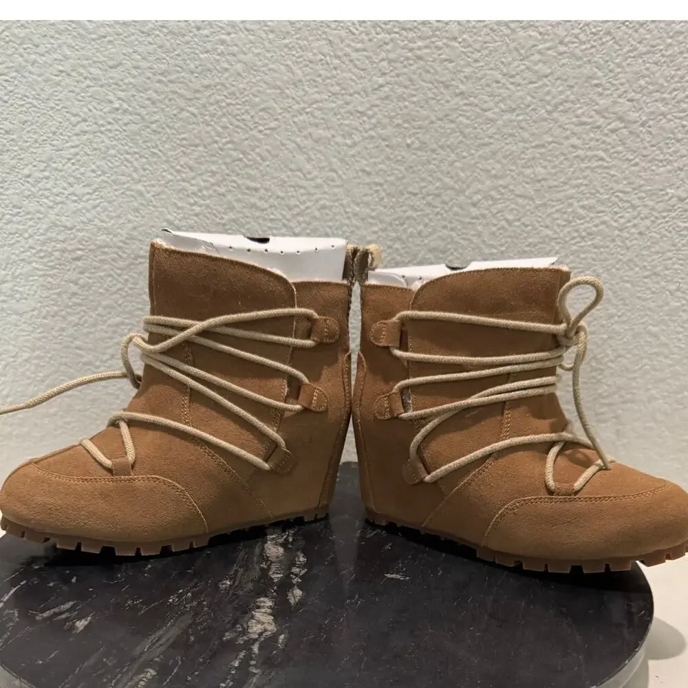 MERRILL New $170 Moab Camel Wedge Polar Laced Boots Faux Fur Lining Size 6